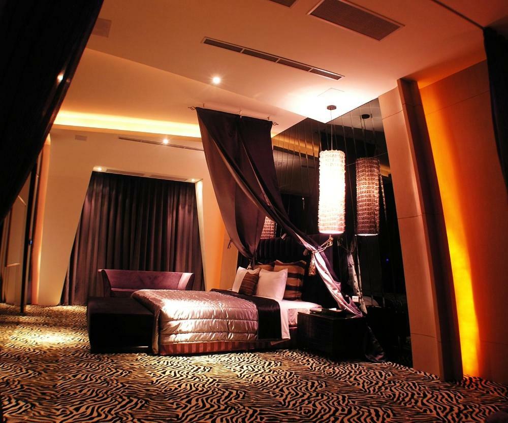 Mos Motel Taoyuan Exterior photo
